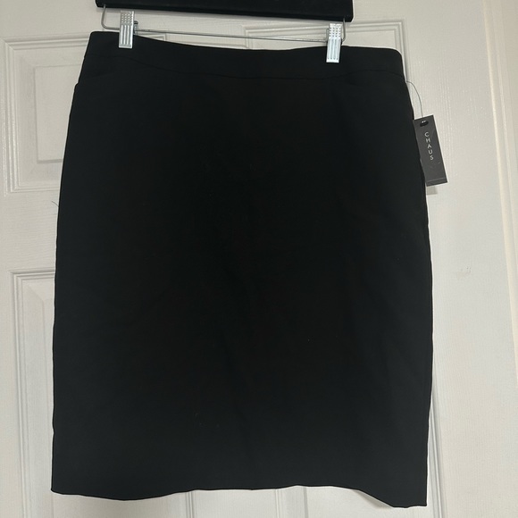NWT Chaus Women’s Black Size 10 Pencil Skirt Originally $59 With Pockets - Picture 1 of 7